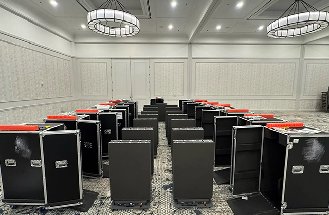 P1.86mm Foldable LED Poster Display in USA